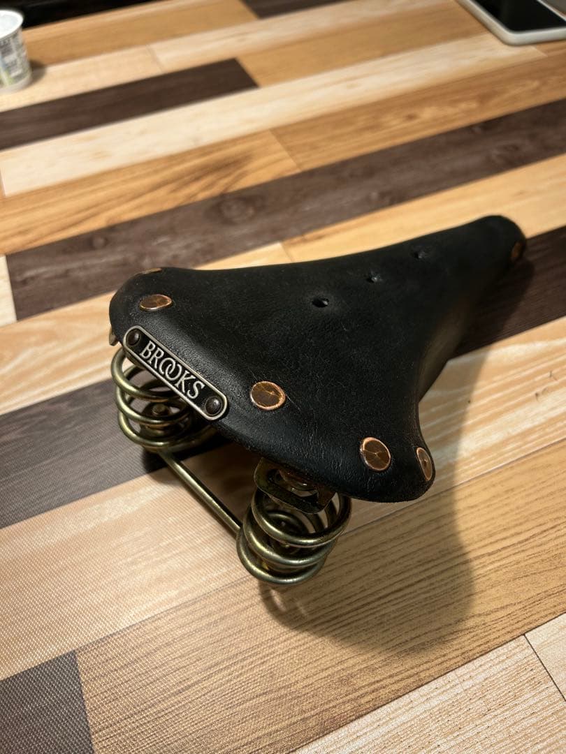 BROOKS レザーサドル スプリング付き Amazon | BROOKS レザーサドル スプリングつきモデルB66のシングル