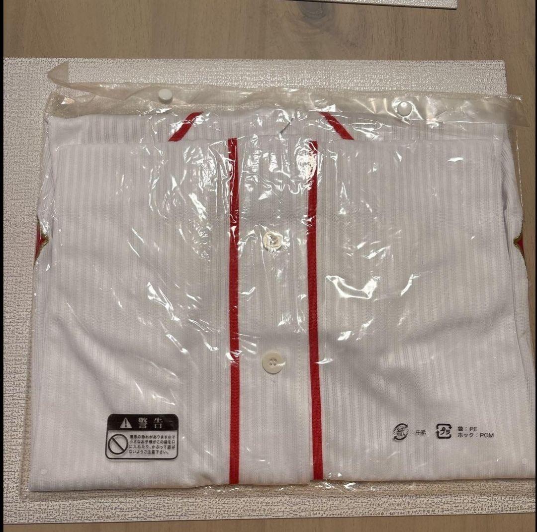 未開封品】広島東洋カープ 黒田博樹 引退記念ユニフォーム Lサイズ