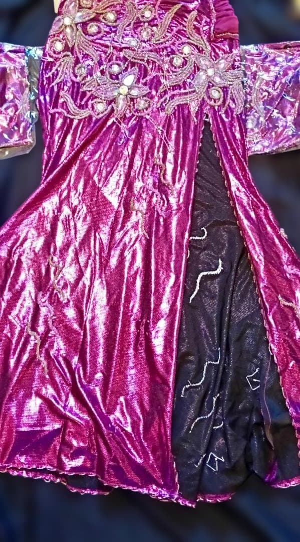 【新品Sale】エジプト製ベリーダンス衣装ピンクパープル《花》ピンクパープル