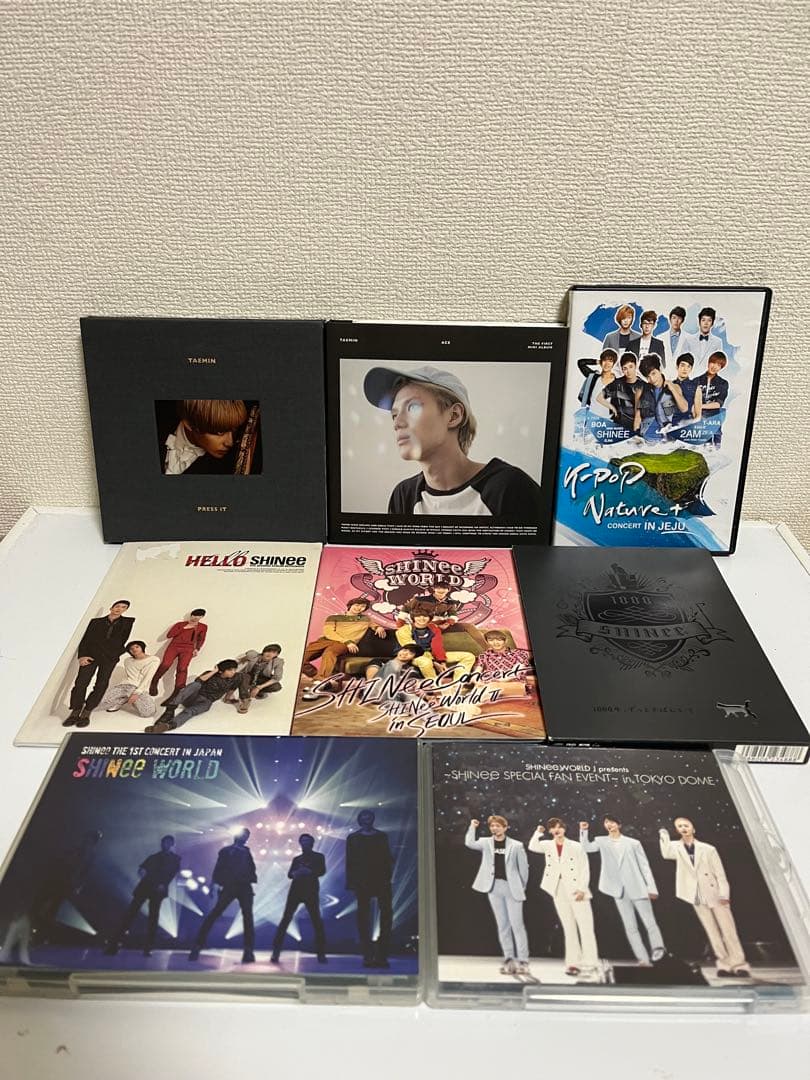 OneMall provides Mercari products: SHINee CD まとめ売り㉜