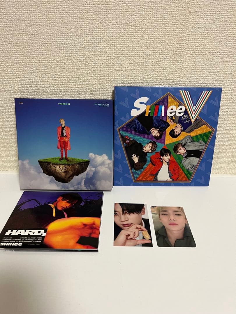 OneMall provides Mercari products: SHINee CD まとめ売り㉜