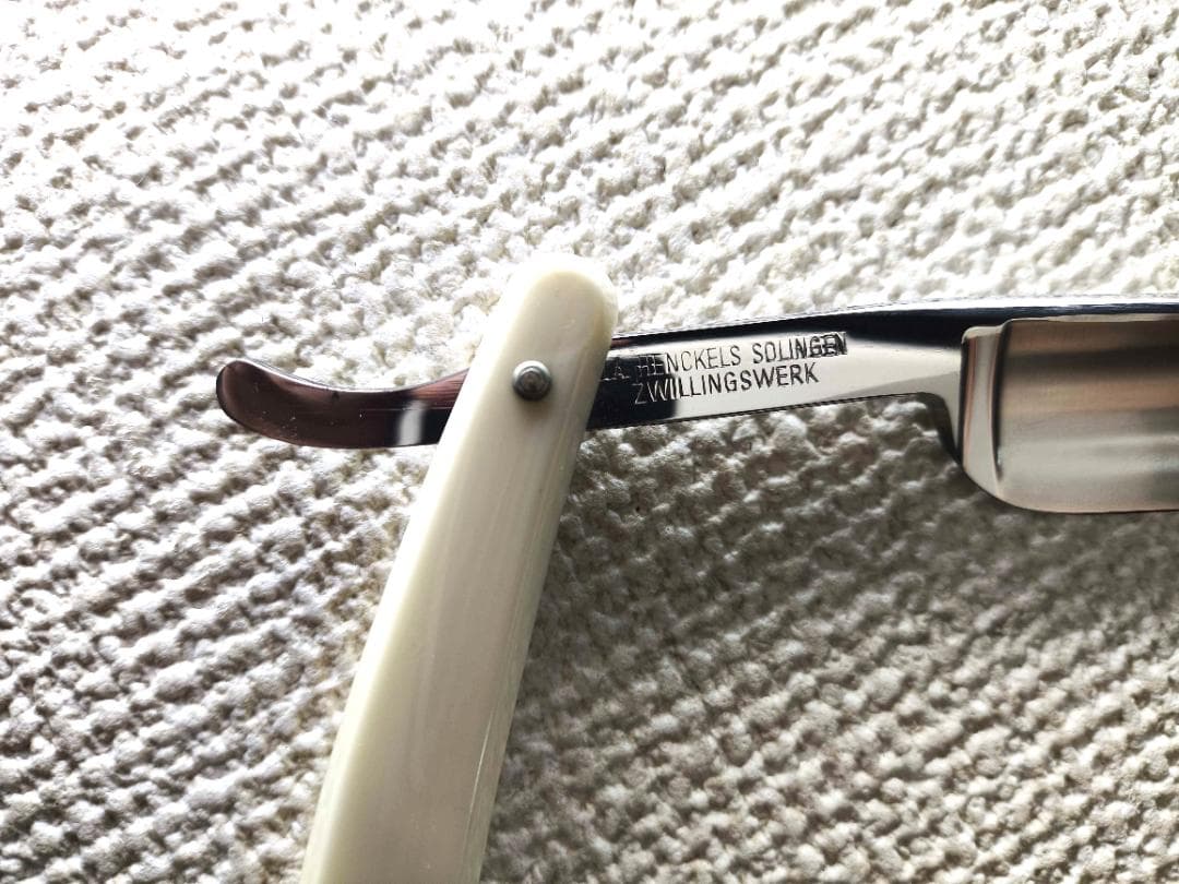 J.A.HENCKELS Friodur 剃刀 ドイツ製 ケース付