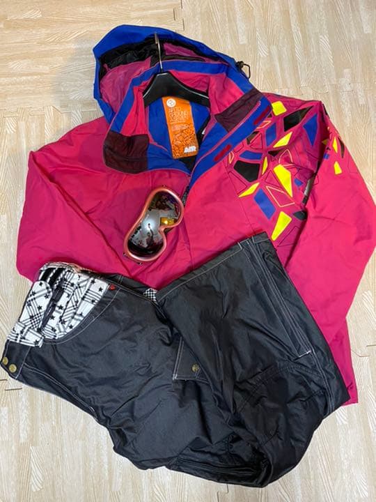 スキーウェア、スノーボードウェア　３点セット★ 楽天市場】＼楽天スーパーSALE！限定割引／☆冬最新デザイン☆ スキー