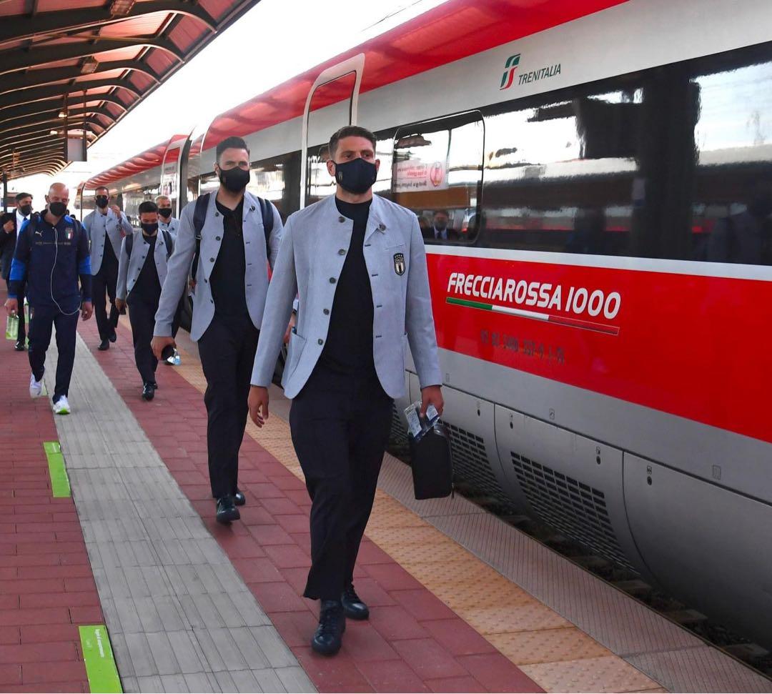 実使用品 イタリア代表エンポリオアルマーニ ジャケットスーツ サイズ