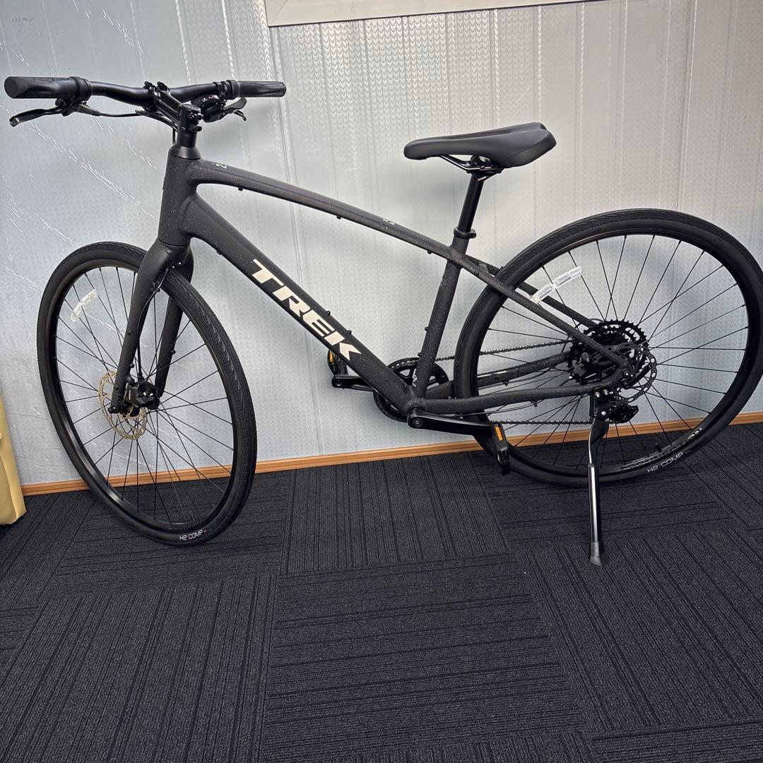 TREK クロスバイク マットブラック FX2新車。1月末迄出品！ トレック・新型FX 2が登場｜サイクルスポーツがお届けするスポーツ