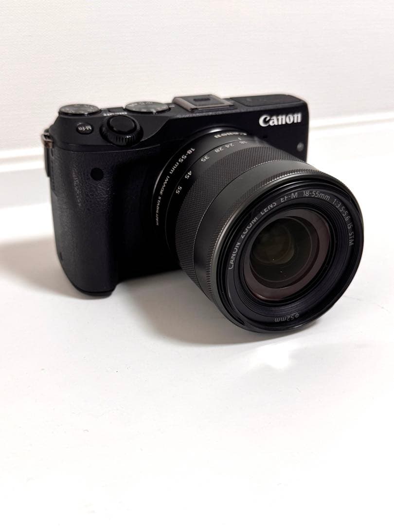 Canon EOS M3 ボディブラック 18-55ミリレンズ EVFキット CANON EOS M3 EF-M18-55 IS STM レンズ EVFキット [ブラック] 価格比較