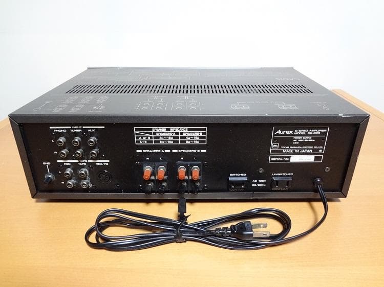 美品 Aurex SB-220 プリメインアンプ 1976年 全体的に綺麗な品 - メルカリ