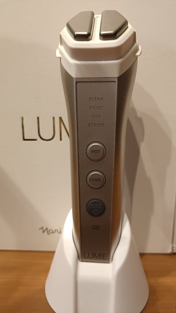 美顔器（値下げ交渉良いですよ。）