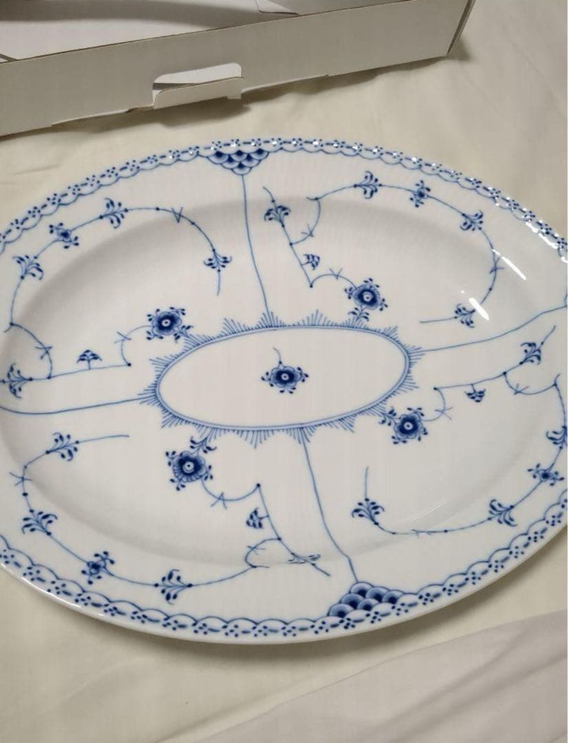 ブルーフルーテッド プレイン オーバルディッシュ 36.5cm