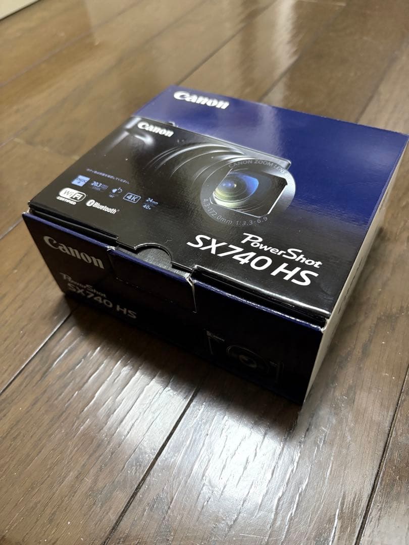 Canon PowerShot SX740 HS (展示品)BLACK Canon Powershot SX740 HS: Compact Black Digital Camera | Woodland
