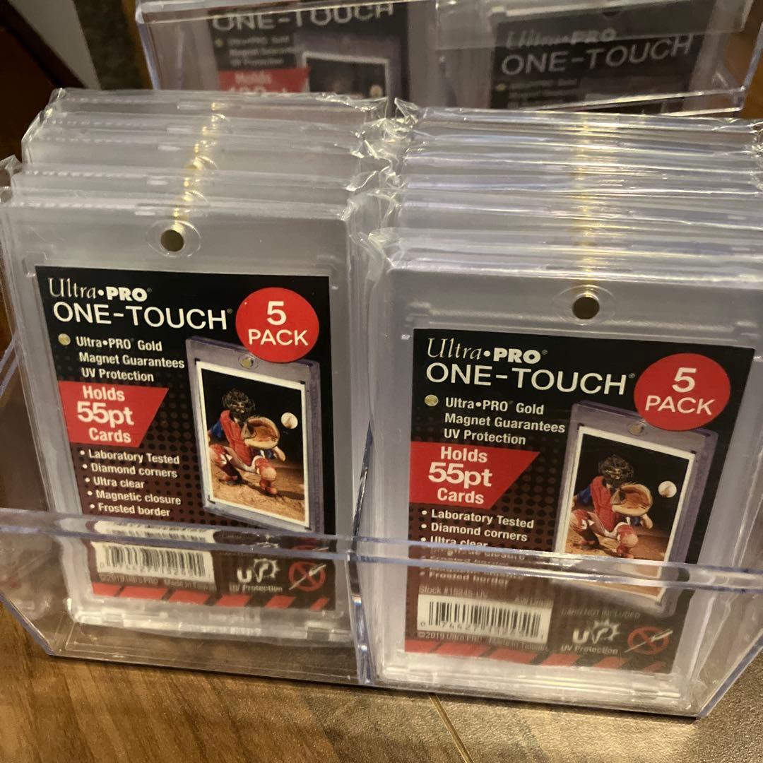 ウルトラプロ 2コンパートメント カードボックス マグネットホルダー