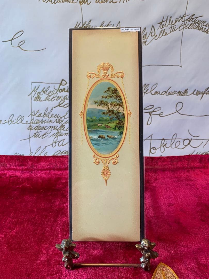 フランス製 アンティーク 1910年 ボックスラベル エンボス加工が素敵