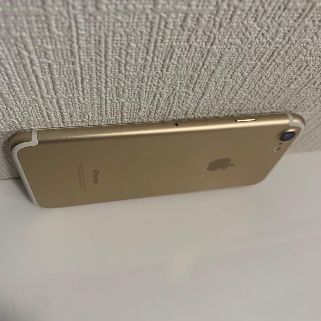 iPhone 7 128GB Gold バッテリー100% ios11 動作品 - メルカリ