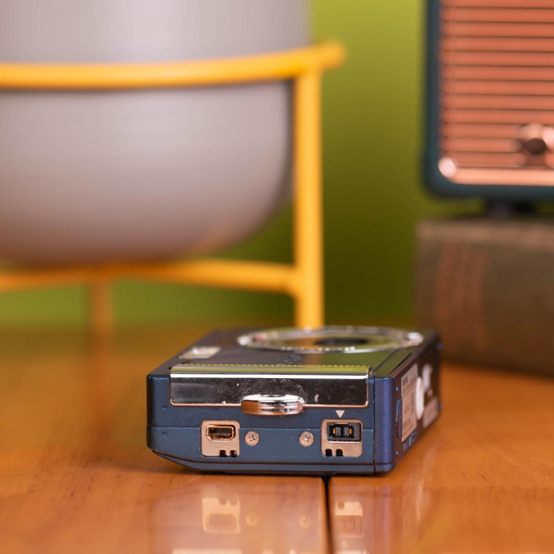 可愛いすぎるオールドコンデジ】PENTAX optio S5i ブルー - メルカリ