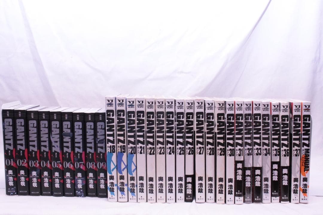 GANTZガンツ全巻／1〜9=文庫、18〜37=コミック版※ガンツマニュアル付き