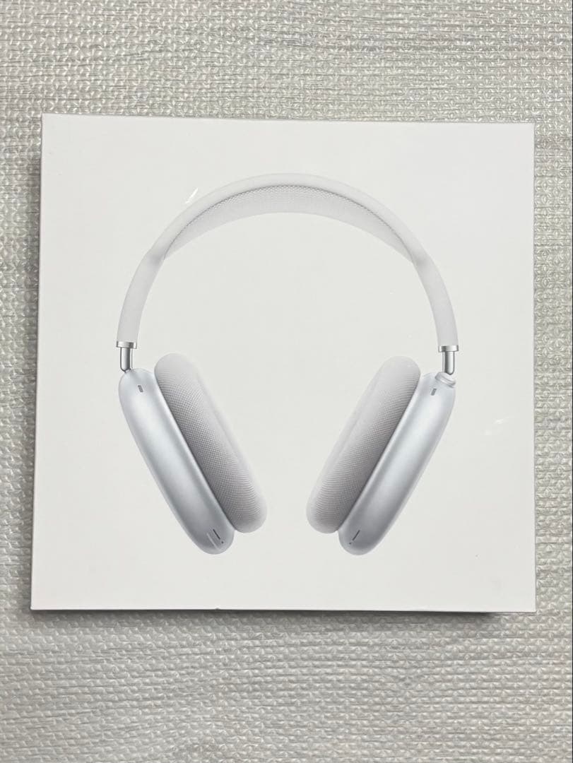 モッチッチ　Apple AirPods Max Amazon.com: Sonix x Monchhichi Protective Case Cover for AirPods