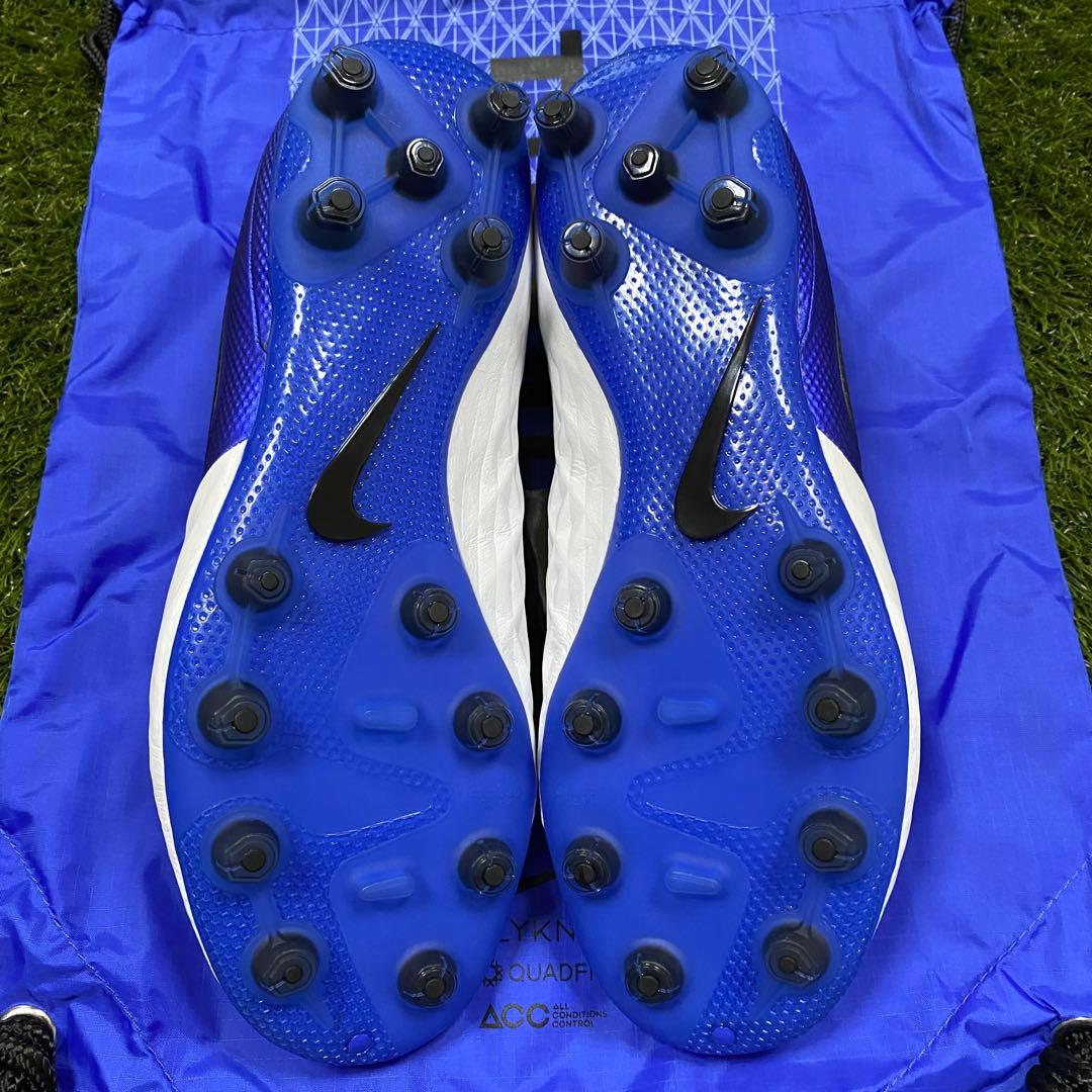 サッカースパイク ナイキ ティエンポ レジェンド Ⅷ エリート HG