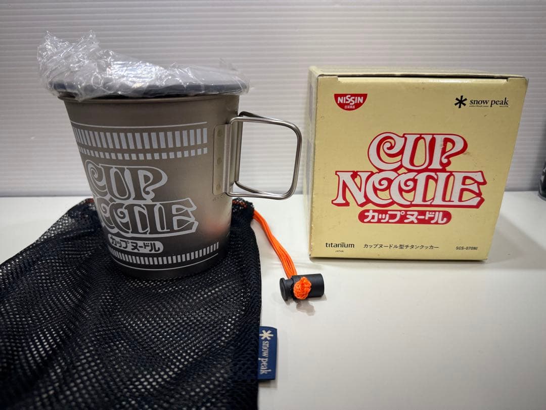 『廃盤品 』NISSIN カップヌードル型チタンクッカー SCS-070NI スポーツ柏】希少品！日清（ニッシン）のカップヌードル型チタン