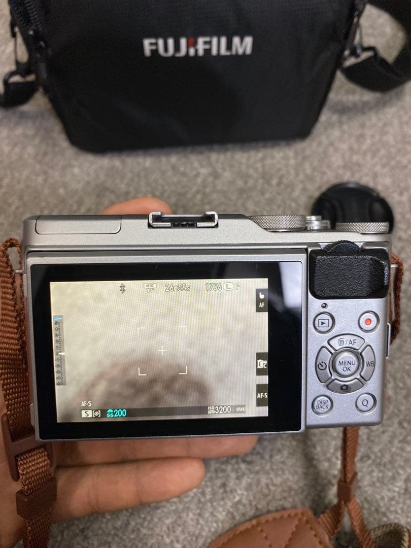 FUJIFILM X-A5 デジタルカメラ 本体と付属品 M109284127 - デジタル