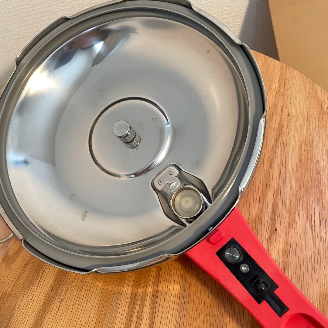 【ミッキーの圧力鍋】5.5L 深型 ガス・IH対応　アサヒ軽金属　説明書付き