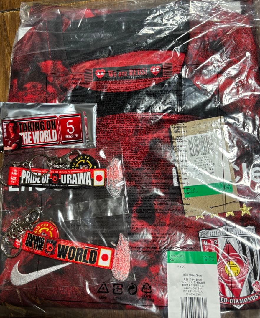 浦和レッズ　ユニフォーム　キーホルダー 2026ユニフォームキーホルダー | 浦和レッズオンラインショップ