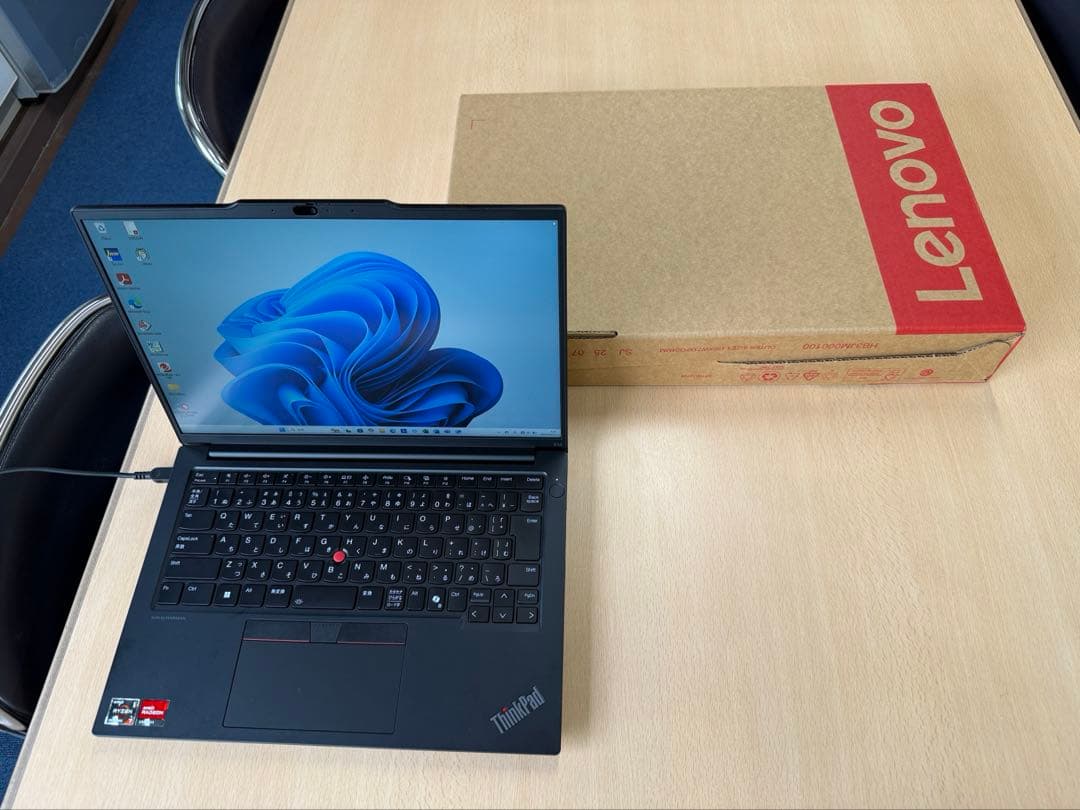 ThinkPad E14 Gen 6 AMD 2025年8月購入 保証残りあり