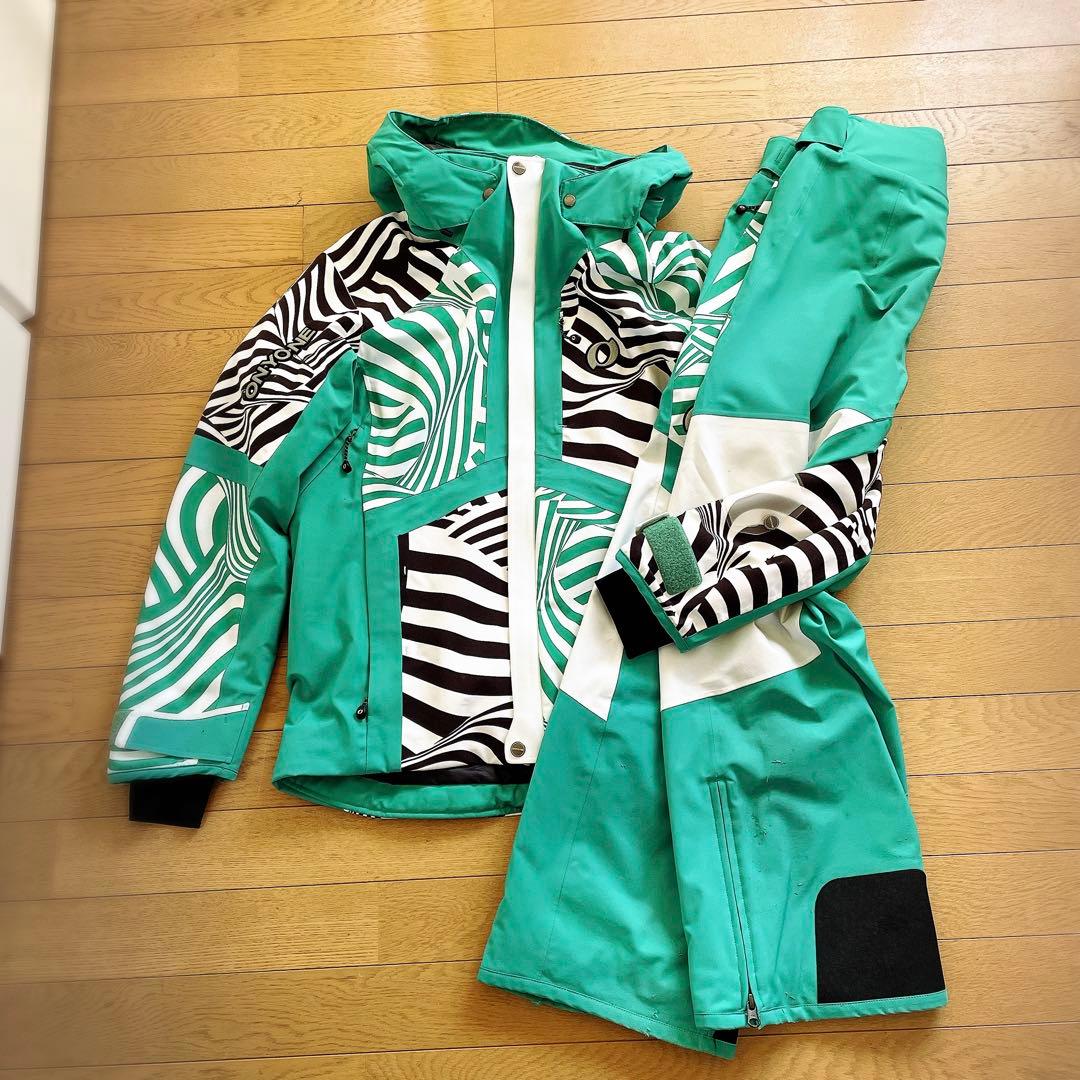 オンヨネ ONYONE スキーウェア デモチーム サイズS 中古 - メルカリ