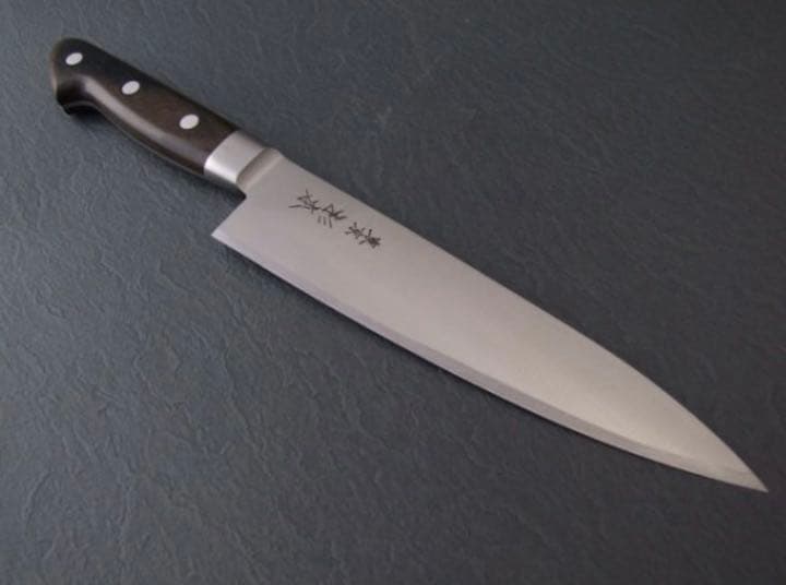 東京杉本　牛刀　330ミリ　炭素鋼　　ツバ付き最上品 東京 杉本刃物 牛刀 330ミリ 炭素鋼 ツバ付き最上品 - 川口金物店