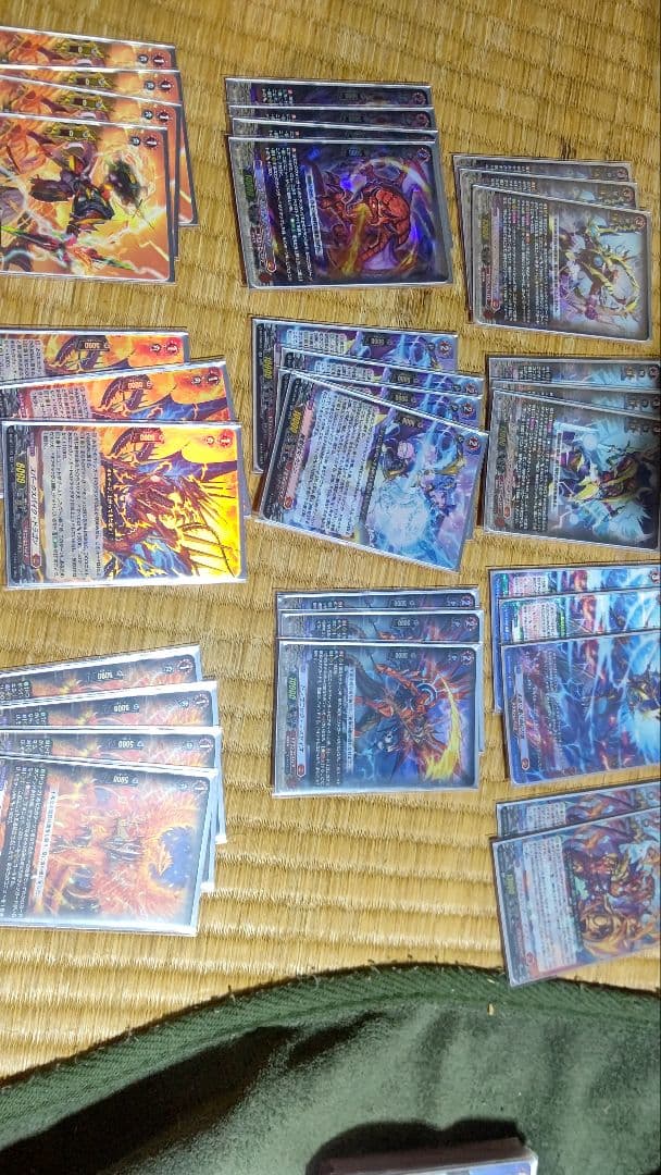 ヴァンガード ドラゴニックカイザーヴァーミリオンデッキ 命を燃やす朱色の龍皇 ｜ 「カードファイト!! ヴァンガード」 TCG公式