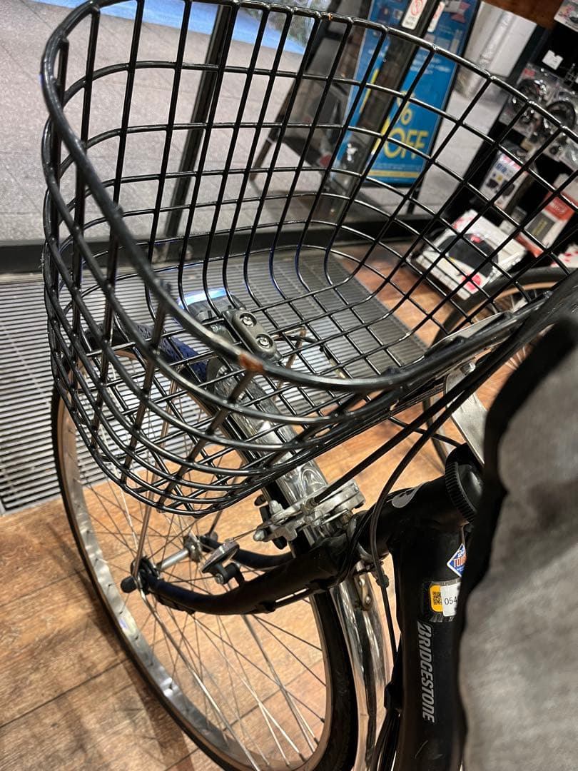 22年4月購入 横浜駅 ブリヂストン 電動アシスト自転車 黒 アシスタU DX