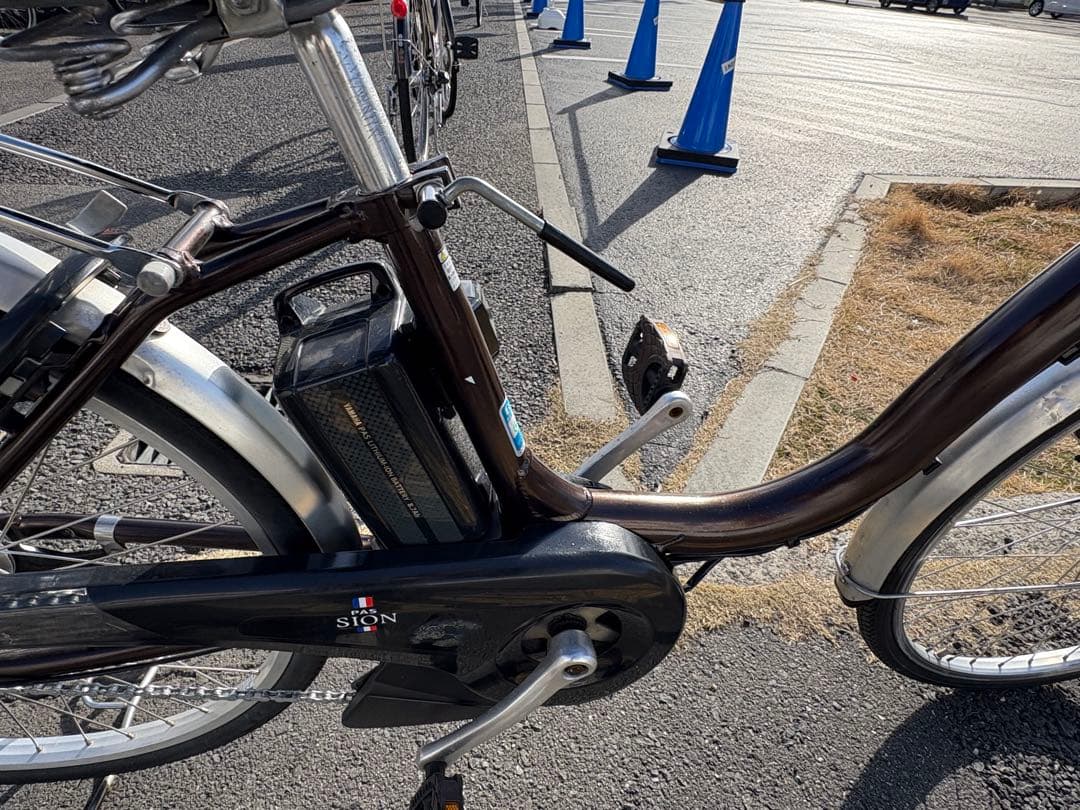 中古24インチYAMAHA電動アシスト自転車　8.7Ah 大阪　040番