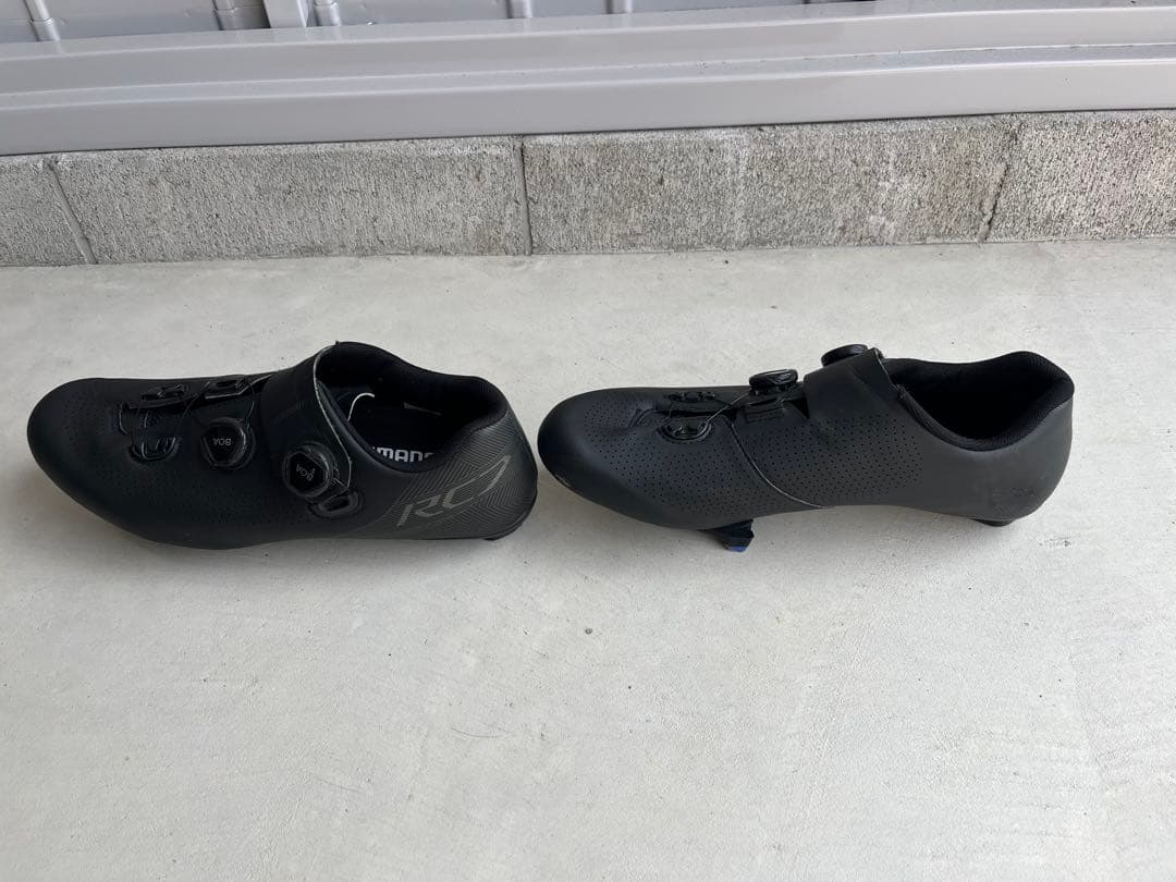 Shimano ブラック RC-701 WIDE サイズ28インチ、30.5cm