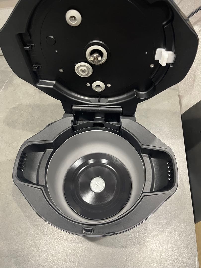 りりりんこ様限定⭐️ヘルシオ ホットクック☆水なし自動調理鍋 炊飯器　2.4L