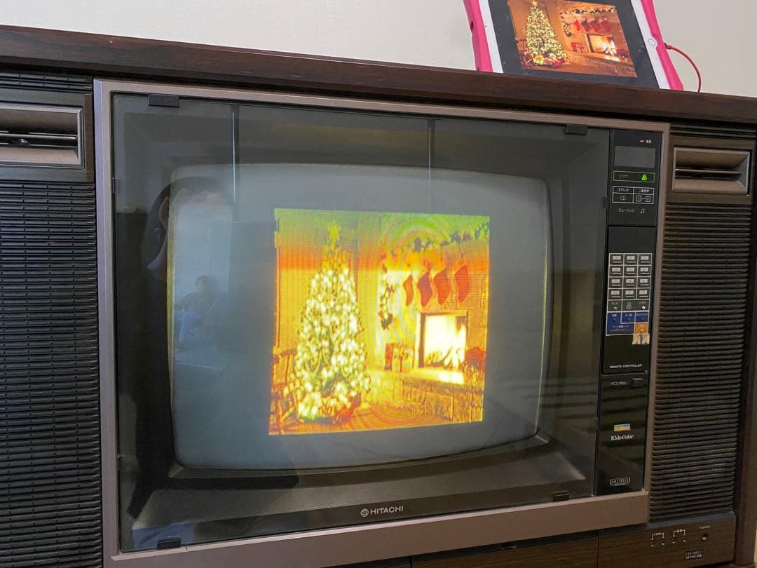 日立カラーテレビ 昭和レトロ アンティーク HDMI・アンテナF端子接続
