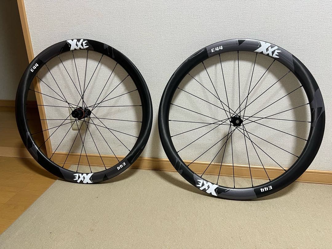 エライリー　カーボンホイール エリーホイールセット