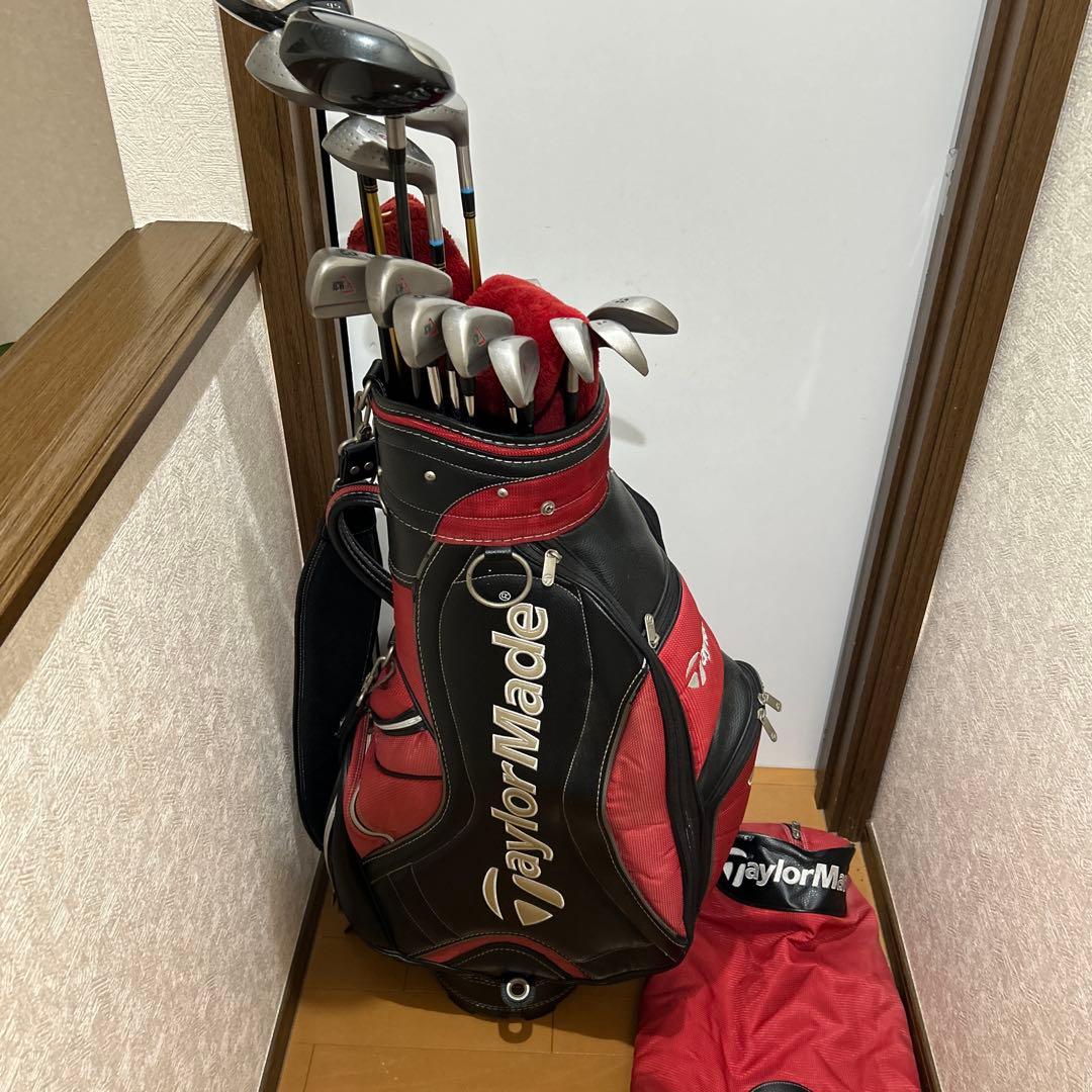 TaylorMade ゴルフクラブセット 赤黒 キャディバック付き 送料込み