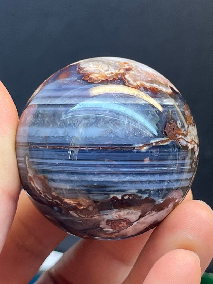天然石 ブルー桜瑪瑙 スフィア 火山瑪瑙共生 シマシマ模様 台座付き