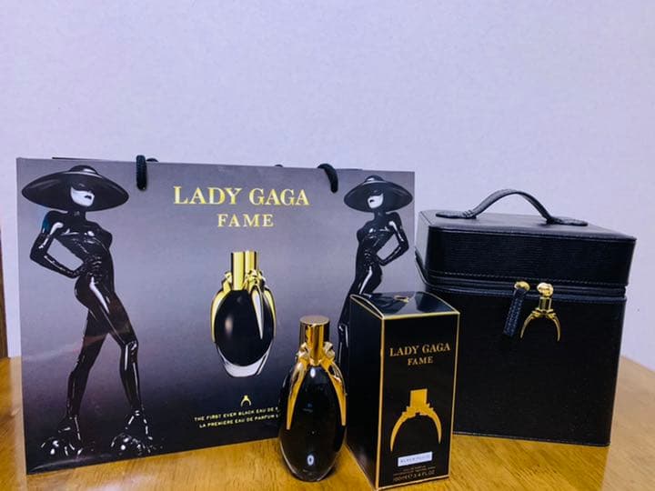 LADYGAGA FAME オードパルファム 香水 100ml レディーガガ - メルカリ