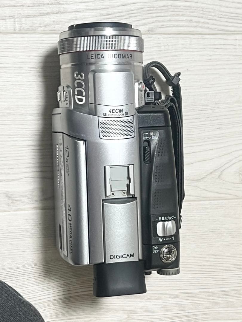 動作確認済】Panasonic NV-GS400 3CCD ビデオカメラ - メルカリ