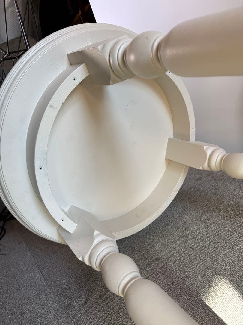 白塗装 木製 ラウンドサイドテーブル 3本脚 花台 飾り台 高さ80cm