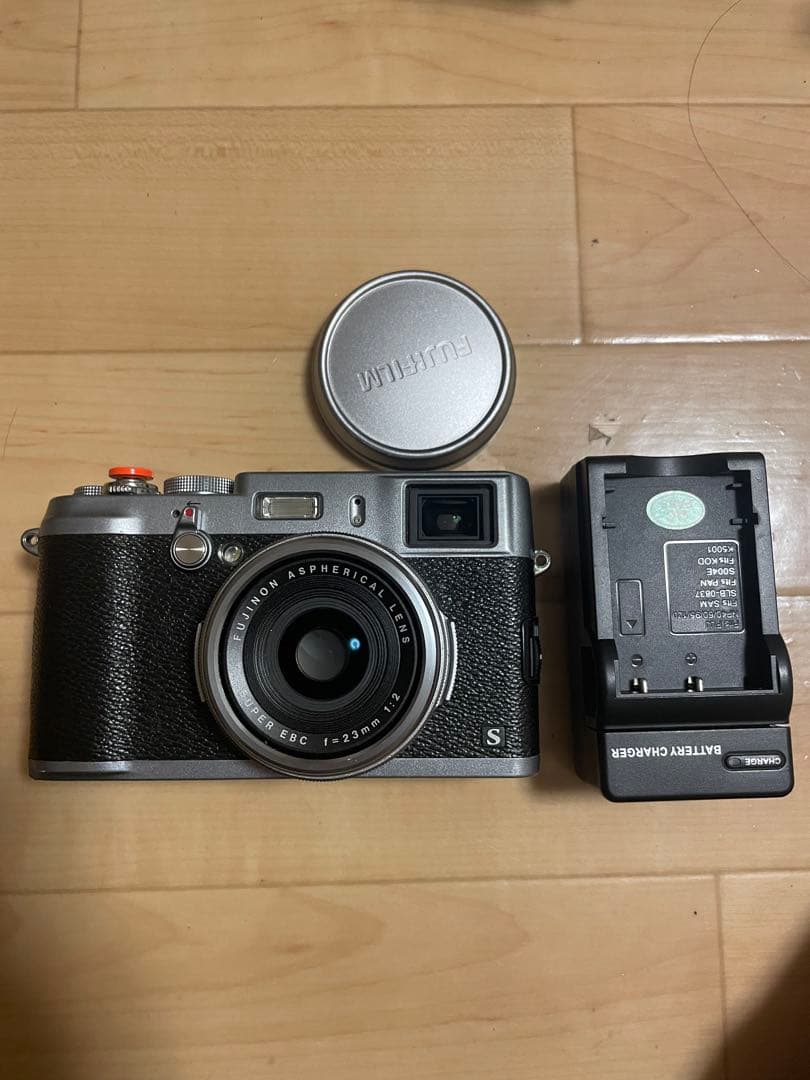 ☆極上品☆FUJIFILM デジタルカメラ X100S ❁大人気！❁ Amazon | FUJIFILM デジタルカメラ X100S 1630万画素 F FX-X100S