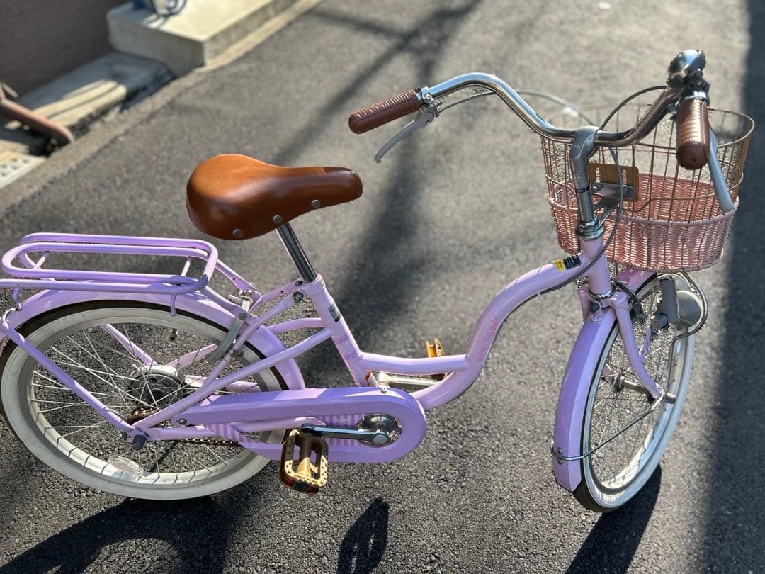 美品 ダイワサイクル 女の子 シルバーリング キュート 20インチ