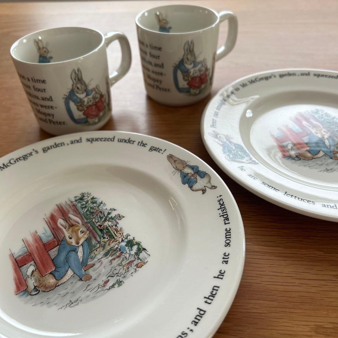 Wedgwood 旧刻印ピーターラビット 食器4点セット - メルカリ