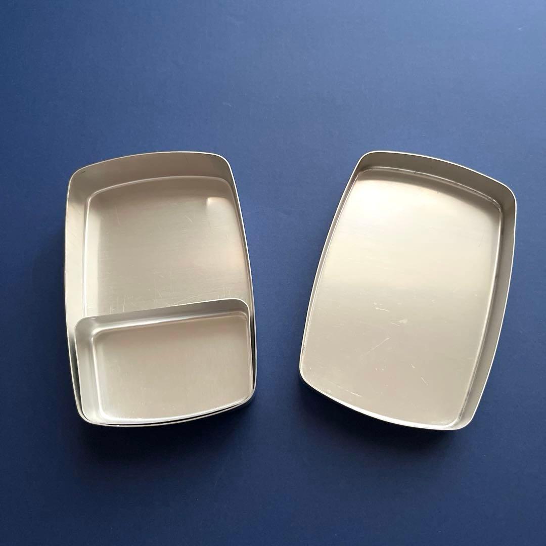 昭和レトロ Hello Kitty アルミ弁当箱 1976年当時モノ - メルカリ