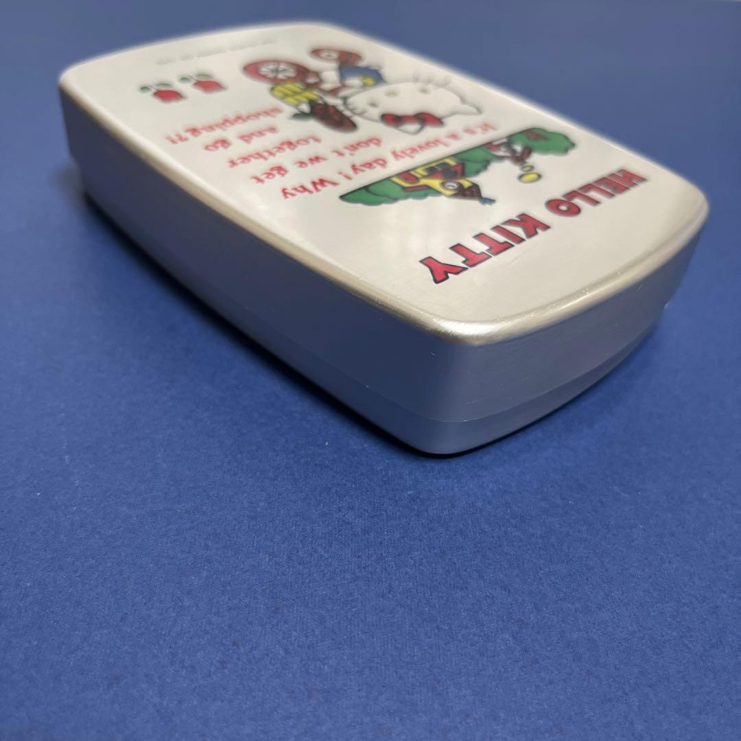 昭和レトロ Hello Kitty アルミ弁当箱 1976年当時モノ - メルカリ