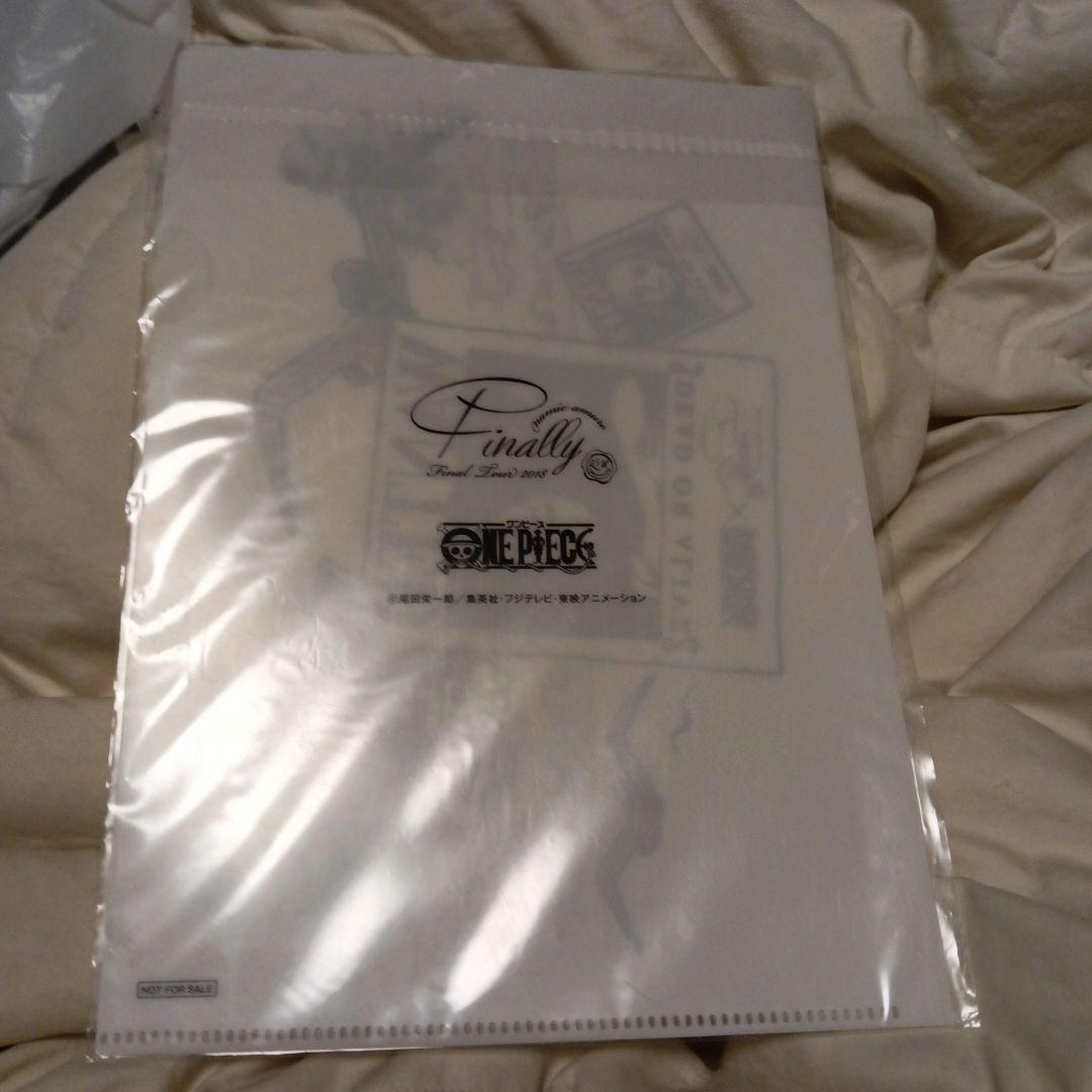 安室奈美恵Finallyワンピースクリアケース 1個 - メルカリ