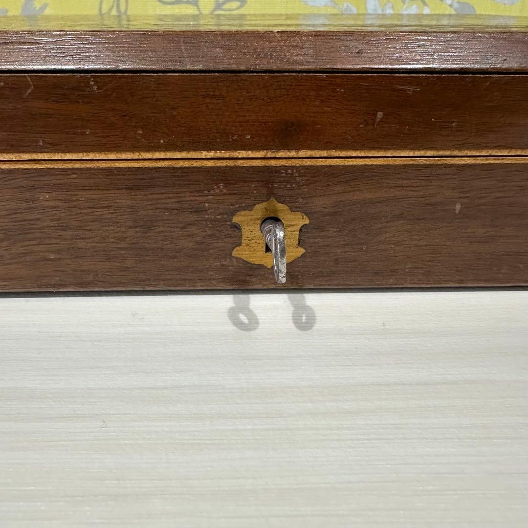 英国製/白蝶貝マザーオブパールフルーツナイフ&フォーク12本 鍵付木製箱