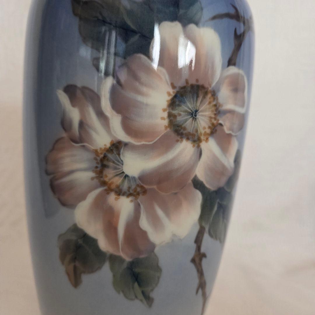 ロイヤルコペンハーゲン ジャポニズム 花と蝶 花瓶 - メルカリ