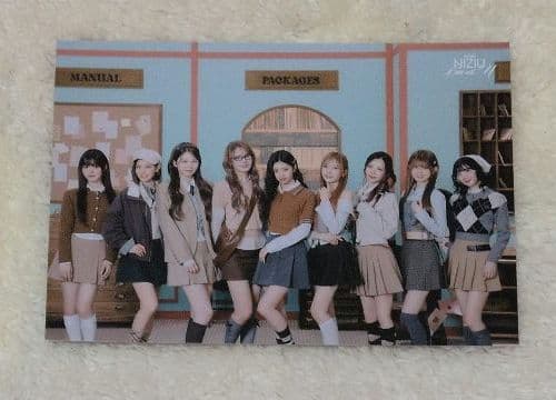 NiziU ラントレ オール Live With U 2025 ホルツ - メルカリ