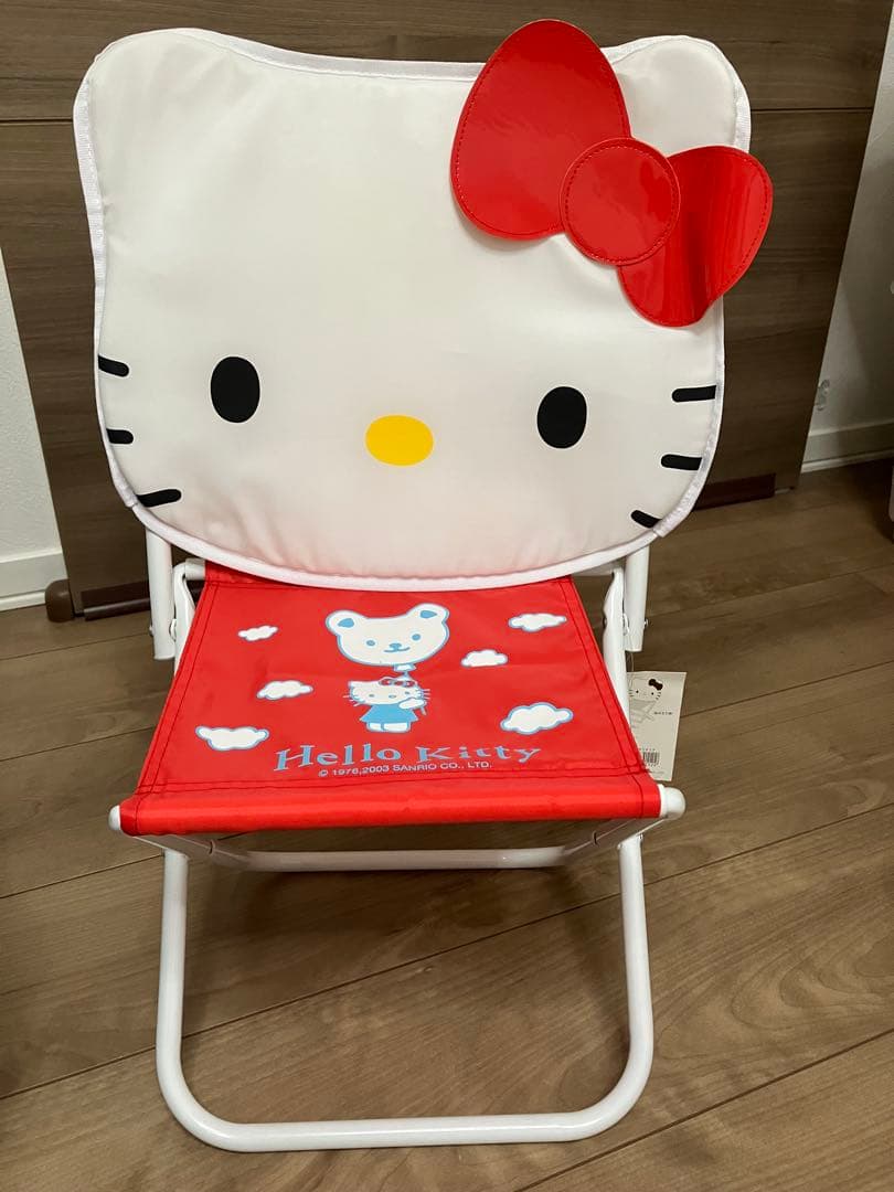2003年　ハローキティ 折りたたみチェア レトロ サンリオ キティ 折りたたみ 椅子 横向きキティ 2003年 - メルカリ